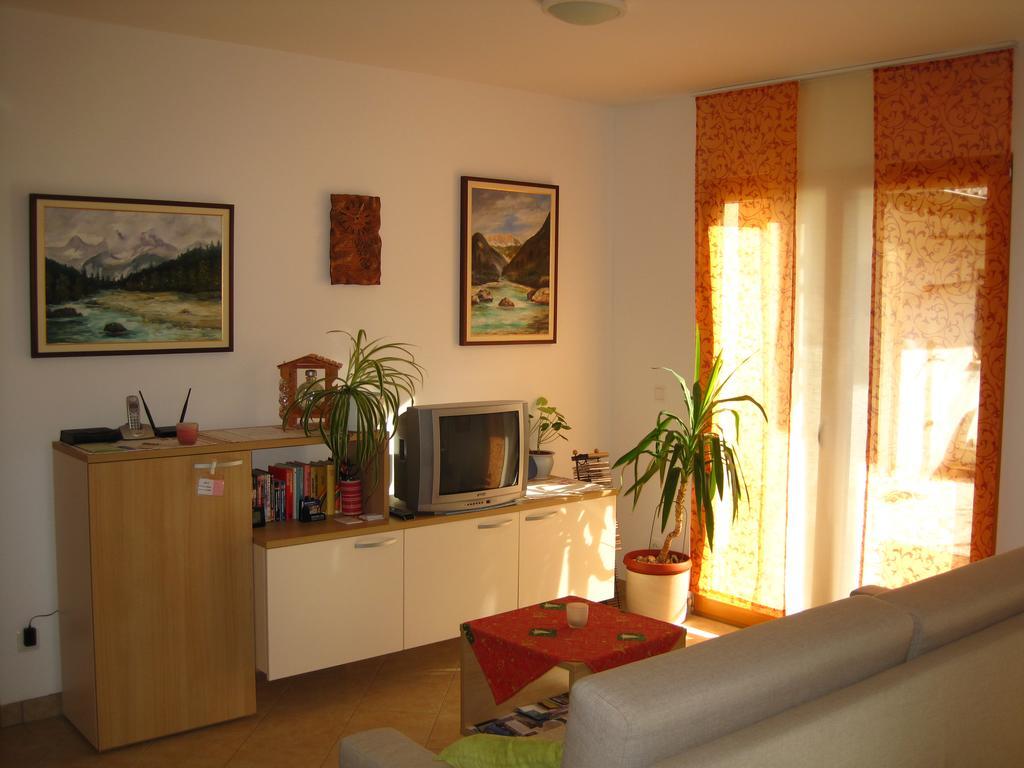Apartment House Cviter Бовец Екстериор снимка
